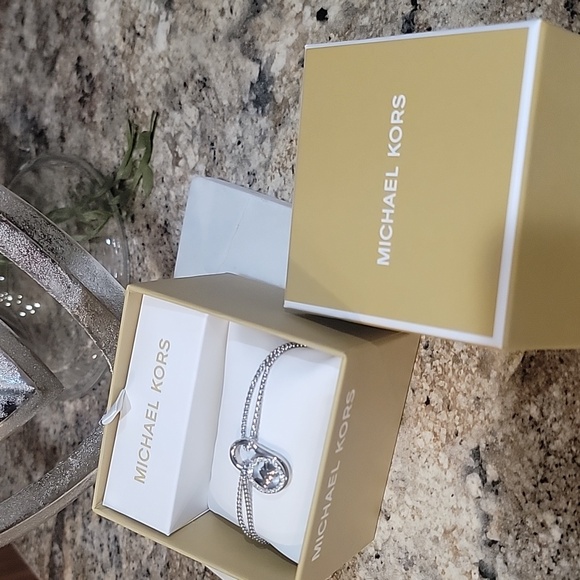 Michael Kors NWT Silver Tone Pave Padlock MK Logo Slider Bracelet - Picture 2 of 6